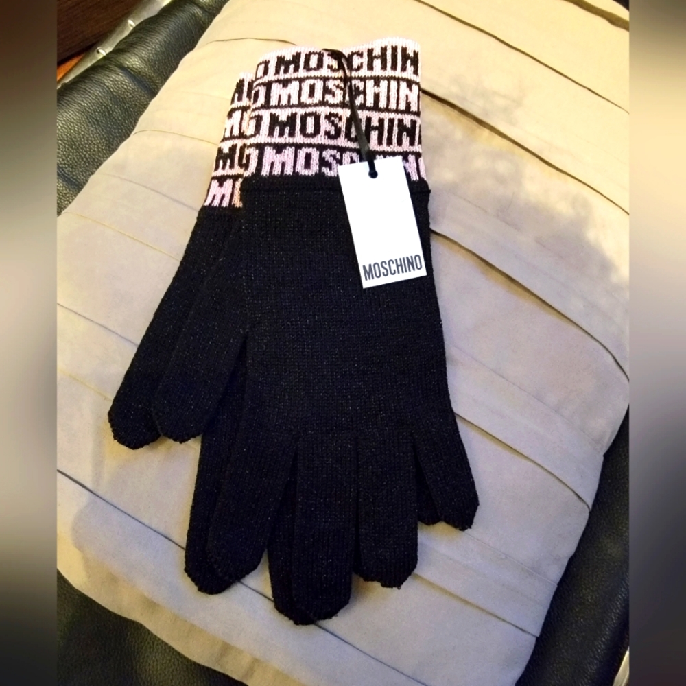 Moschino Gloves